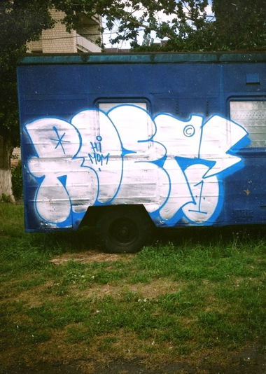 Graffiti Bombing - Photo by Roet