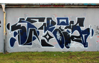 Graffiti Wall in Dessau - Photo by RogerLawlezz - Derik (2015)