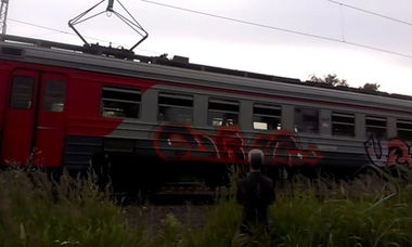 Graffiti Train in Moscow - Photo by Roman_Obraz - Obraz (2013)