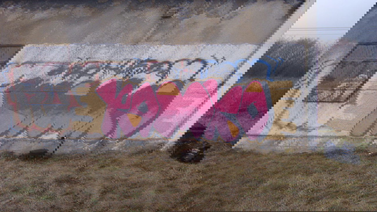 Graffiti Wall - Photo by RomeoKnight (2013)