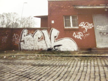 Graffiti Wall - Photo by Romus