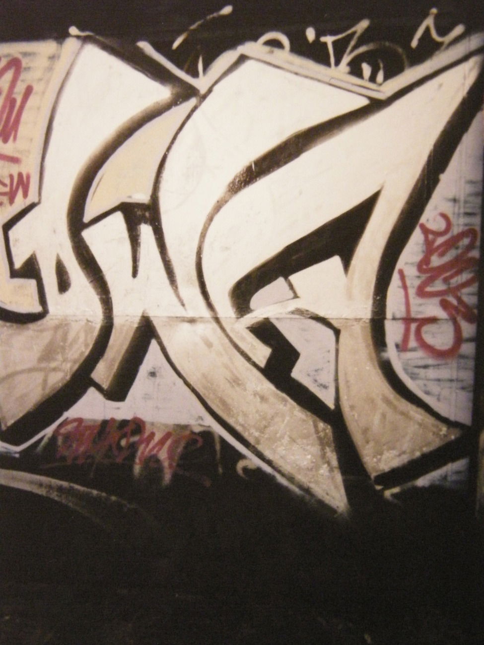 Graffiti Wall - Photo by Romus