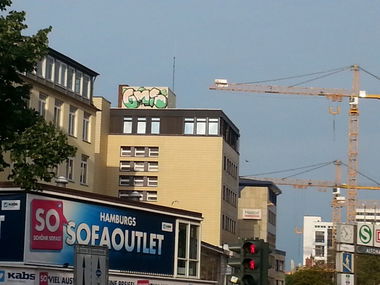 Graffiti Bombing - Photo by Ros41