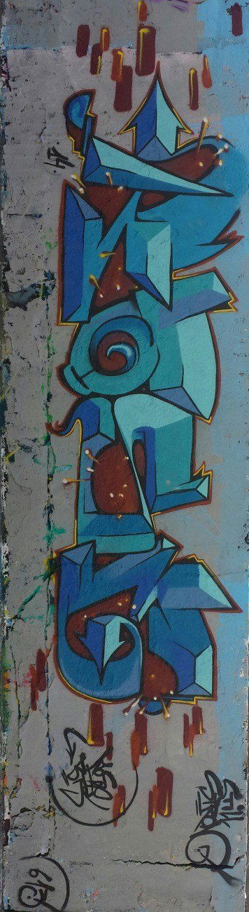 Graffiti Wall in Wohnort - Photo by RoseRBTS - Roser