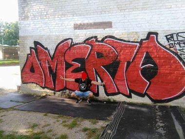 Graffiti Bombing in Gorzów wielkopolski  - Photo by Roseone (2016)