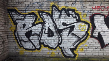 Graffiti Bombing - Photo by Roseone (2017)