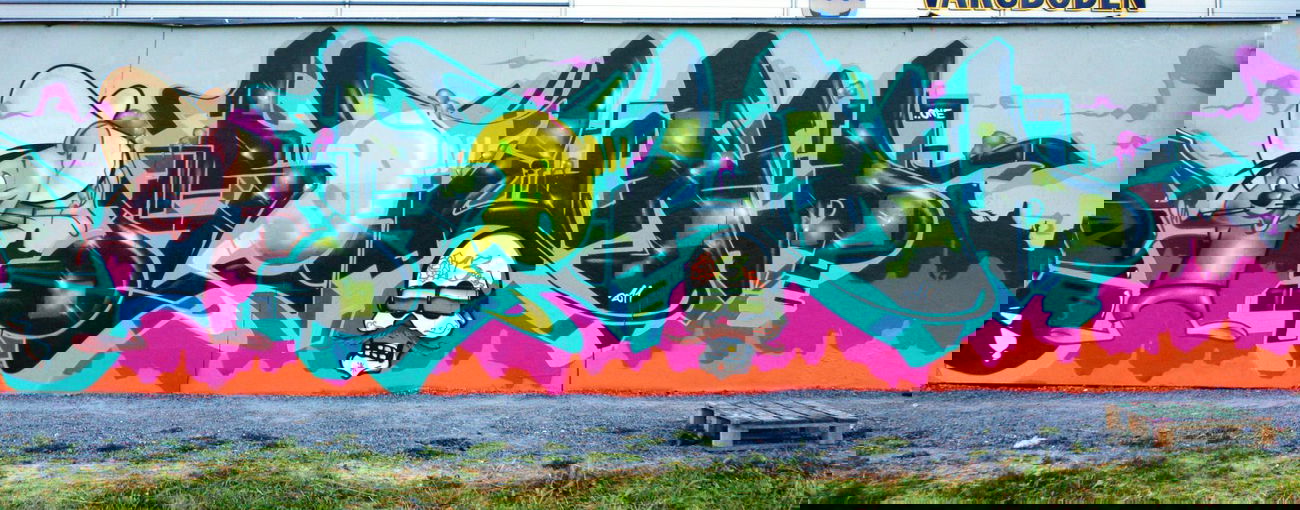 Graffiti Wall - Photo by Round1