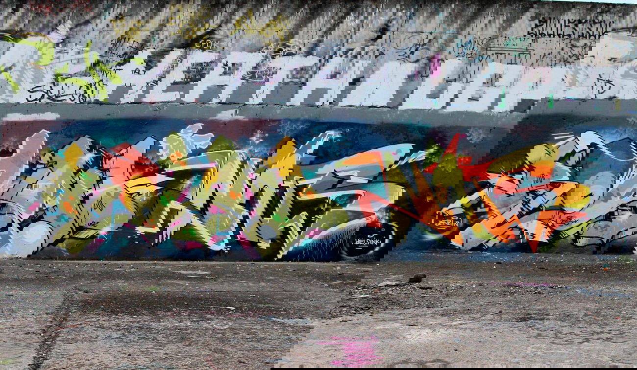 Graffiti Wall - Photo by Round1 - Round, Nats, Tmf