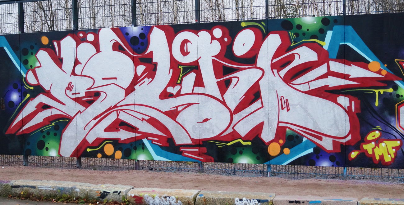 Graffiti Wall - Photo by Round1