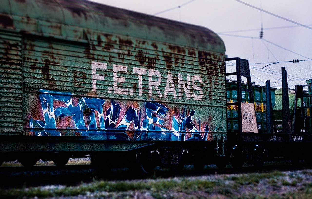 Graffiti Train - Photo by Rowek - Rowek (2014)