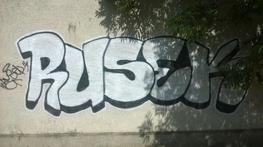 Graffiti Wall - Photo by Rozpierdolone