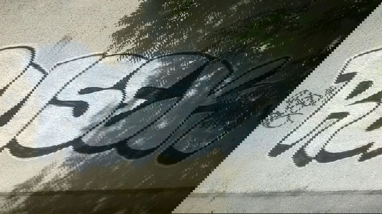 Graffiti Wall - Photo by Rozpierdolone