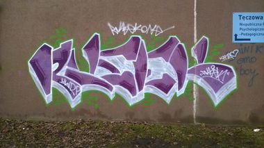 Graffiti Wall - Photo by Rozpierdolone