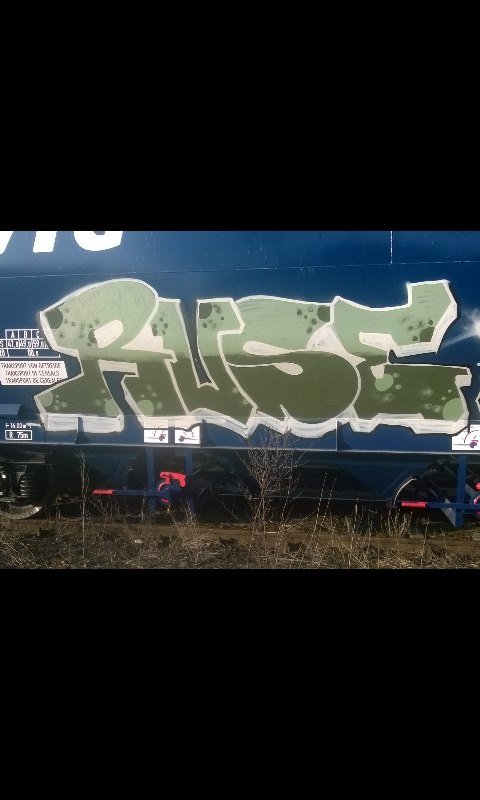 Graffiti Train - Photo by Rozpierdolone