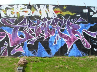 Graffiti Wall - Photo by Ruchae