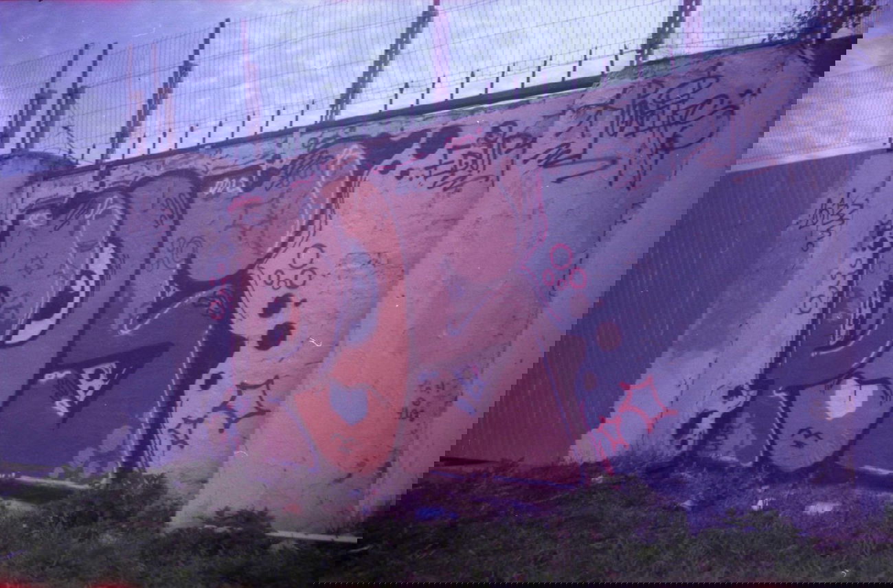 Graffiti Wall in Russia - Photo by RudeR - POS, trainline (2013)