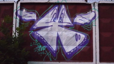 Graffiti Bombing - Photo by RudeR - Ponix (2014)