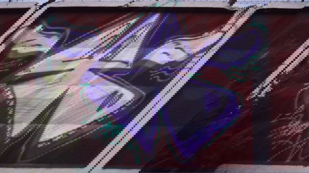 Graffiti Bombing - Photo by RudeR - Ponix (2014)