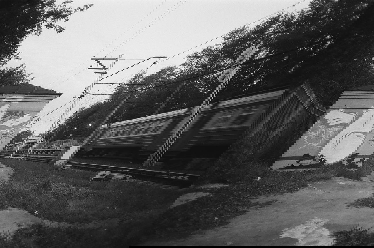 Graffiti Wall - Photo by RudeR - Edur, Film, Y-line (2014)