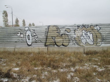 Graffiti Bombing - Photo by RudeR - Ruder, Throwup (2016)