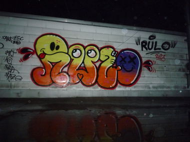 Graffiti Bombing - Photo by RuloCrew - Rulo, RuloCrew