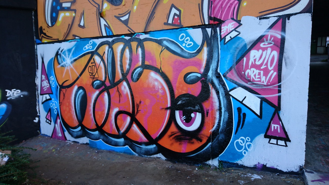 Graffiti Wall - Photo by RuloCrew - eras43, 3me, Rulocrew