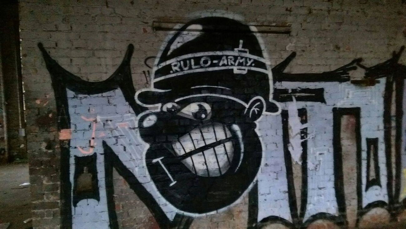 Graffiti Wall - Photo by RuloCrew - rulo, army (2015)