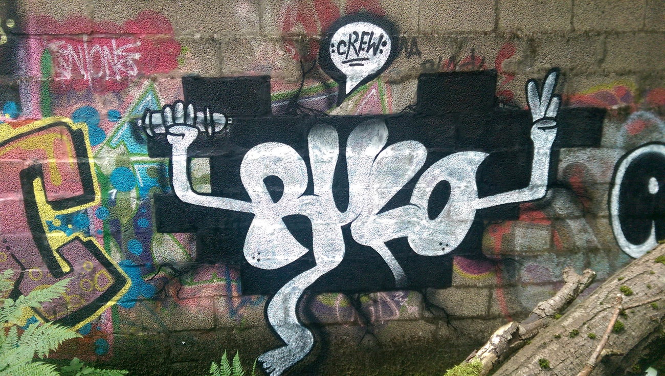 Graffiti Wall in Vereinigtes königreich grossbritannien und nordirland - Photo by RuloCrew (2016)