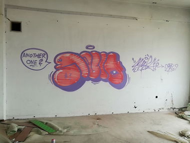 Graffiti Wall - Photo by RuloCrew