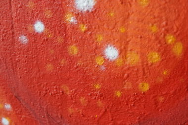 Graffiti Wall - Photo by RuloCrew - detail, red, dress (2017)