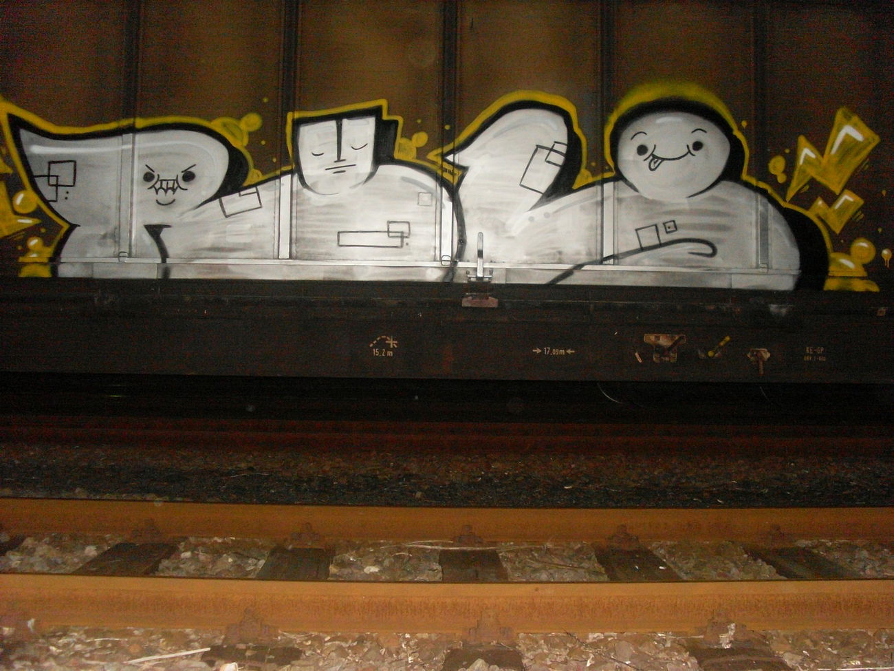 Graffiti Train - Photo by RuloCrew - rulo, crew, chrom