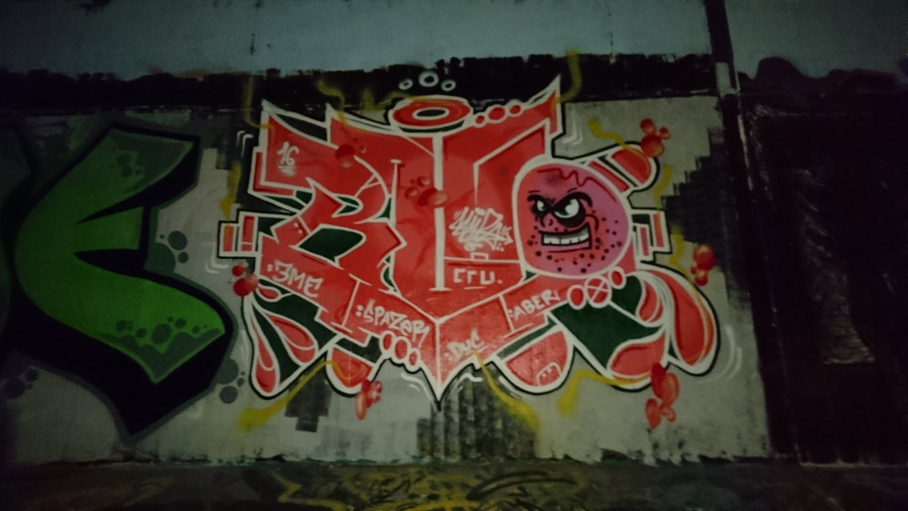 Graffiti Wall - Photo by RuloCrew - Rulo, RuloCrew, Crewlove