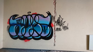 Graffiti Wall - Photo by RuloCrew - Rulo, RuloCrew, Crewlove