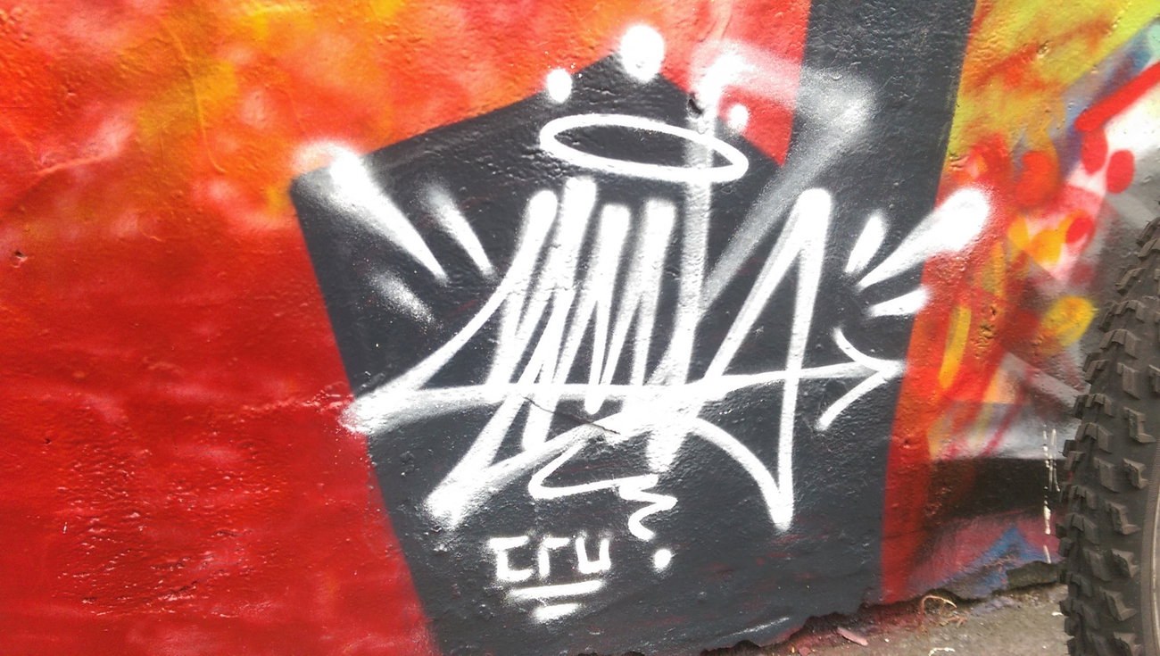 Graffiti Wall - Photo by RuloCrew (2016)