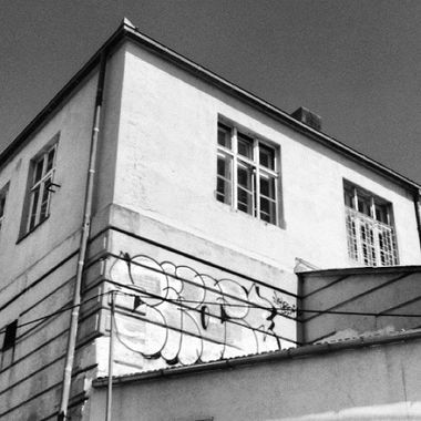 Graffiti Bombing - Photo by Rvacka - zipo, zipoe, zagreb