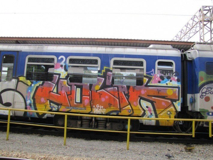 Graffiti Train - Photo by Rvacka - HOLICK, HOLIK, ZAGREB