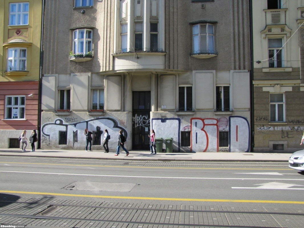 Graffiti Bombing - Photo by Rvacka - IMB, HBID, ZAGREB