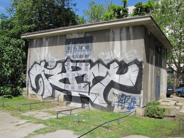 Graffiti Bombing - Photo by Rvacka - t&t