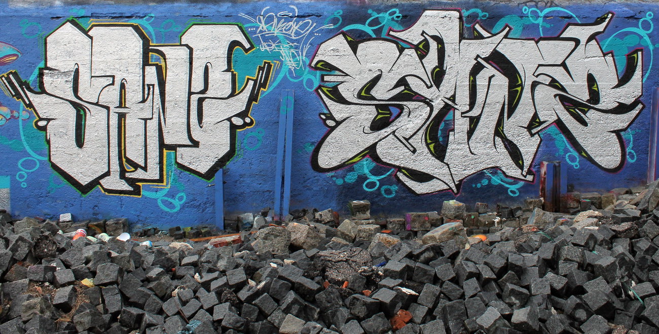 Graffiti Wall - Photo by SANZONE - Silver, Trash, Wall (2015)