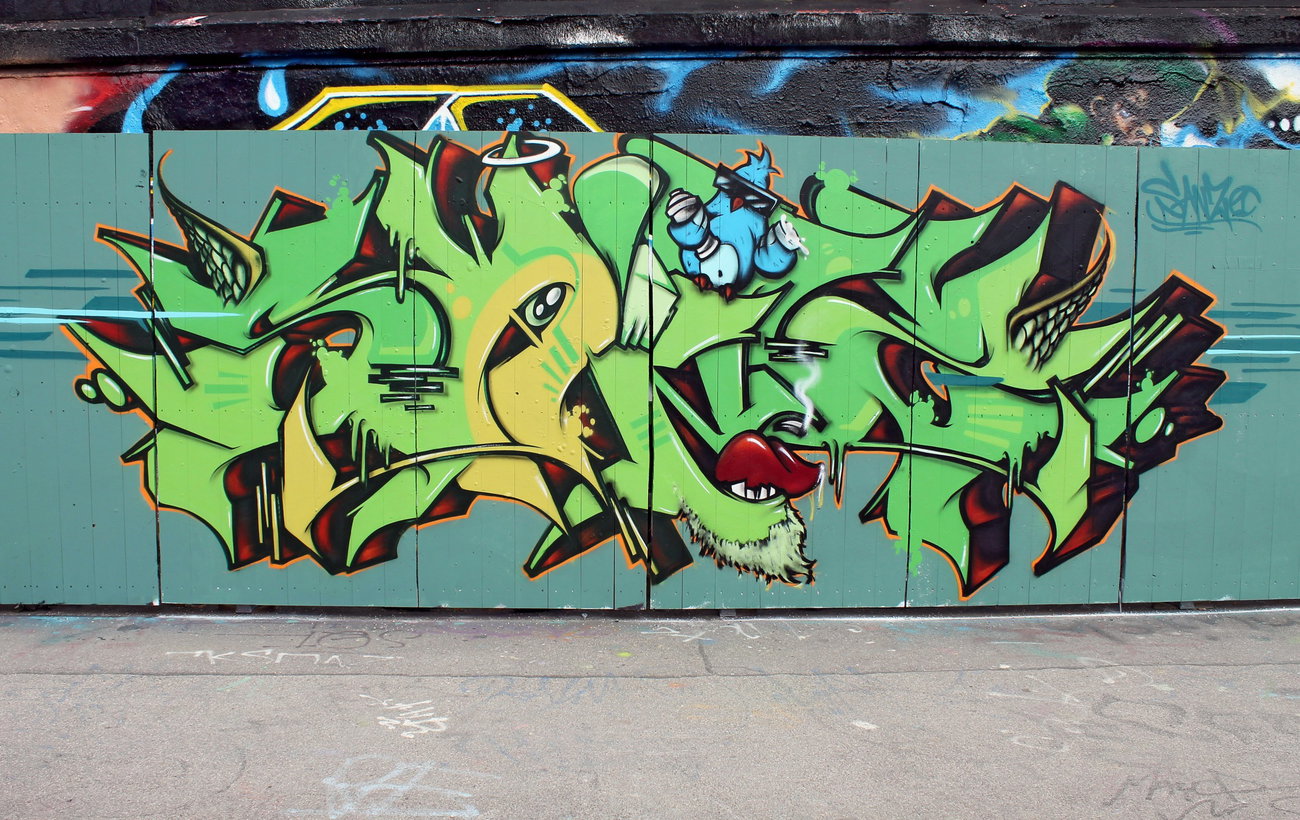 Graffiti Wall - Photo by SANZONE (2013)