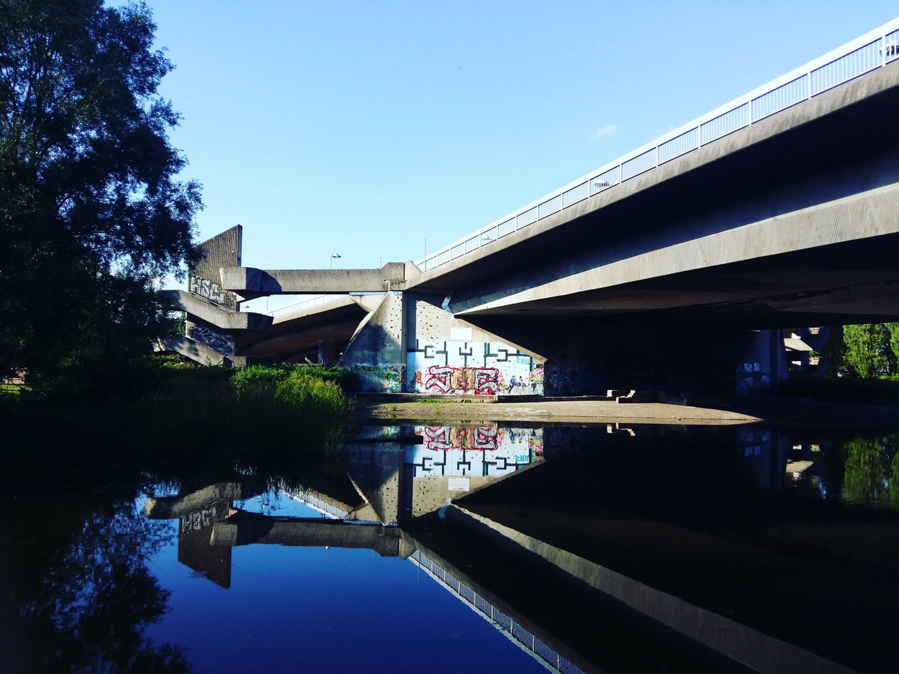 Graffiti Wall - Photo by SBGraffiti