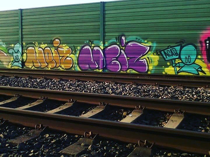 Graffiti Bombing - Photo by SBGraffiti - sbgraffitigraffitilove, grafflife, graff