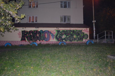 Graffiti Bombing in Kyiv - Photo by SBTG - sbtg, radio, fayar (2013)
