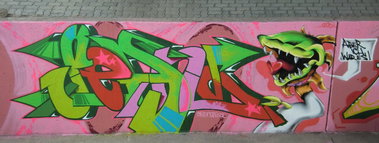 Graffiti Wall - Photo by SEAN - sean, living, walls (2011)