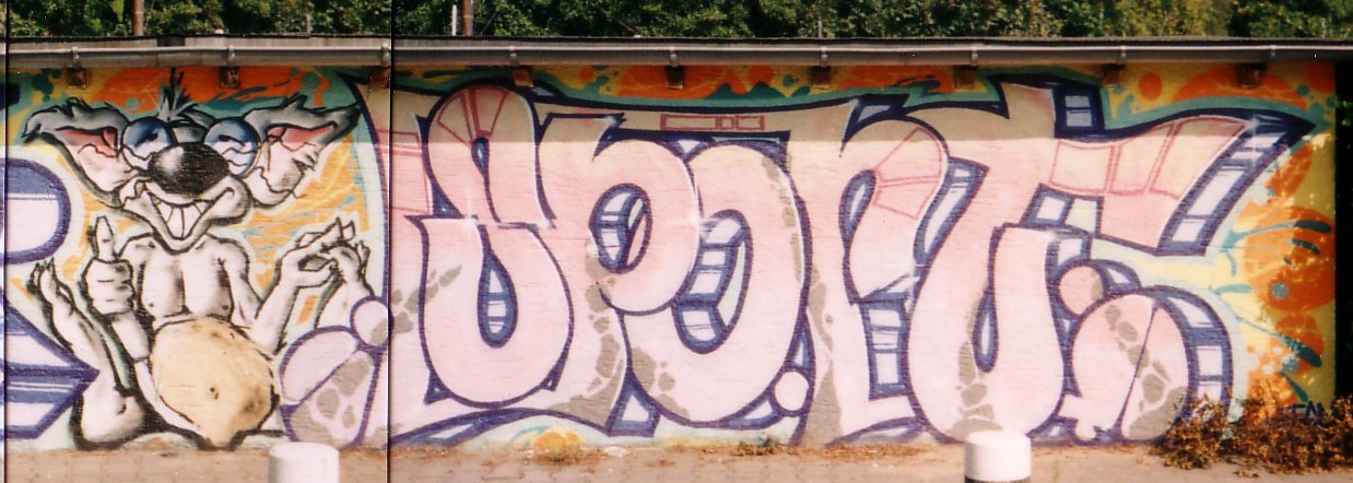 Graffiti Wall - Photo by SEAN - sport, Bodé, sean (1997)