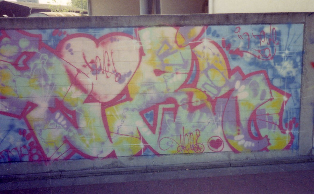 Graffiti Wall - Photo by SEAN - corinna, frankfurt, dace (1988)