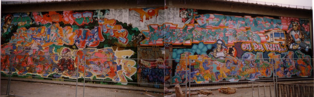 Graffiti Wall - Photo by SEAN - neon, zebster, skena (1989)