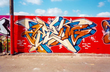 Graffiti Wall - Photo by SEAN - cesm