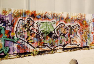 Graffiti Wall - Photo by SEAN - Cash, Wiesbaden (1987)