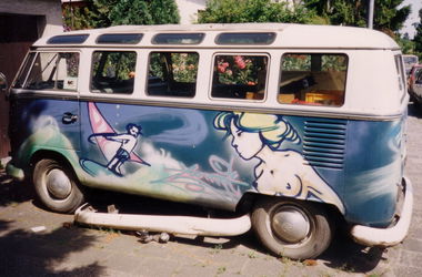 Graffiti Train - Photo by SEAN - SAMBA